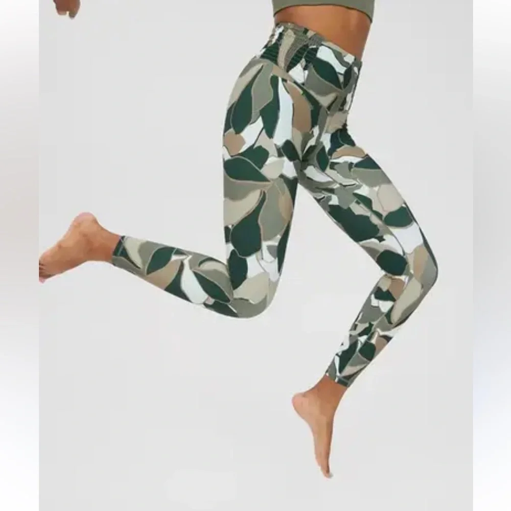 Offline by Aerie Real Me Smocked 7/8 High Waisted Leggings- Size xs
